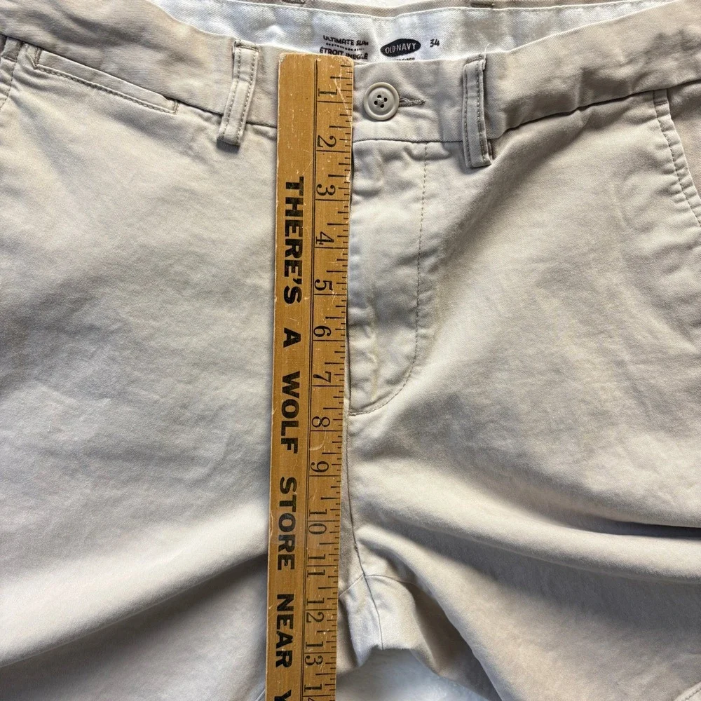 Old‎ Navy Ultimate Slim Khaki Shorts Flat Front Casual Everyday Size 34